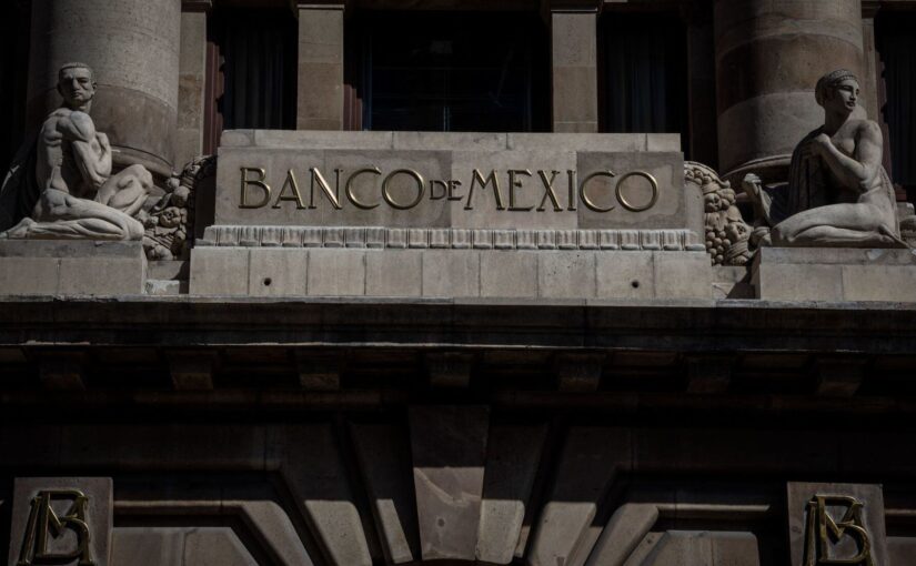 Banco de México modifica la tasa de referencia nacional a la baja